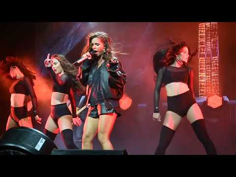 Видео: Nyusha / Нюша - Не боюсь (@Live, MEIZU SHOW, 23.05.18)