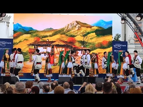Видео: Болгарский танец "Вечерее радо"