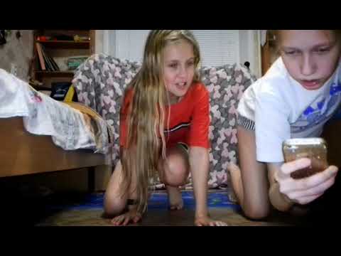 Видео: Йога-челлендж с Дашей. Было весело!