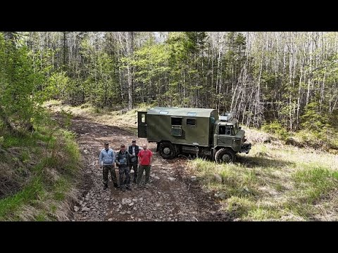 Видео: Рыбалка на малых реках Дальнего Востока (4К)