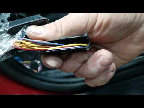 Видео: как провести акустические провода в штатную гофру шкода октавия а7