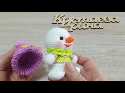 Видео: Снеговичок - малышок//МК-диктант с объяснением вязания и оформления.