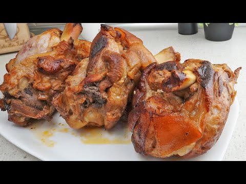 Видео: Настолько вкусно, что я готовлю сразу 3 свиные ножки! Жареная свиная рулька в чудесном соусе