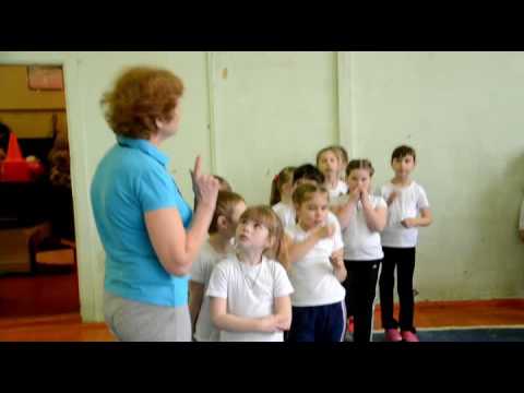 Видео: Фрагмент урока физкультуры. Учитель: Паримон Н. Т .