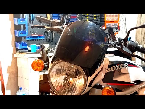 Видео: Огляд всіх аксесуарів та девайсів на мотоцикл Bajaj Boxer модернізація