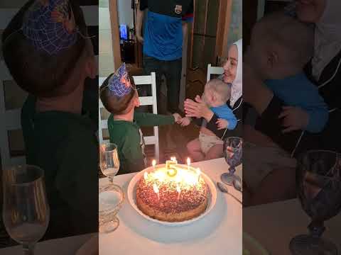 Видео: Нурболу 5 лет