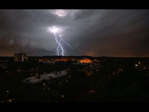Видео: ураган в Москве торнадо в Московской области