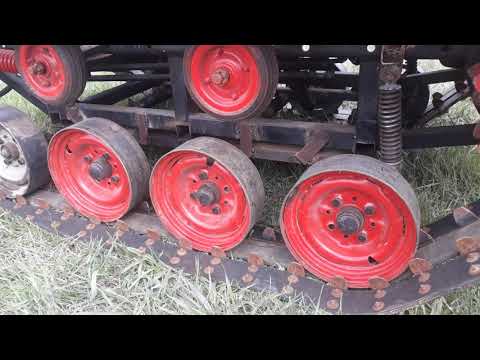 Видео: Обзор самодельного гусеничного минитрактора