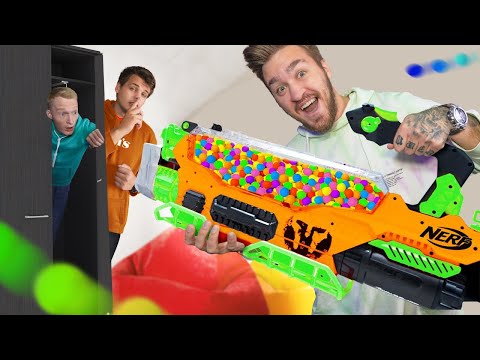 Видео: ЭКСТРЕМАЛЬНЫЕ ПРЯТКИ С НЁРФОМ ЧЕЛЛЕНДЖ!