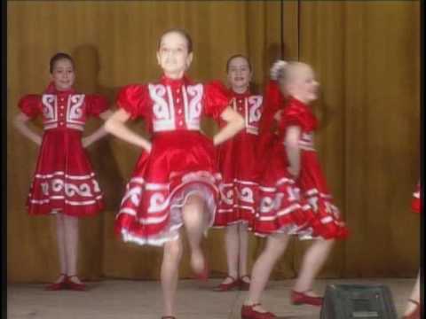 Видео: 4 двора / Варенька   Russian DANCE