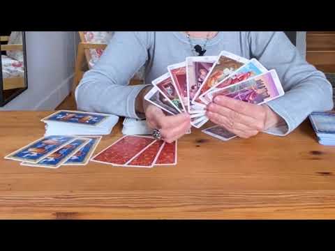 Видео: Три Дороги. Три Пути. Что Предречено судьбой? Чего Вам не Избежать? Колена Таро