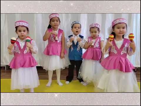 Видео: "Өнерім саған-Қазақстан "атты  фестиваліне қатысушылар "Гүлдер "аралас тобы  "Отаным-Қазақстан "әні.