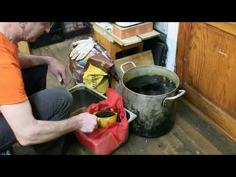 Видео: Изготовление вощины часть2 подробно.