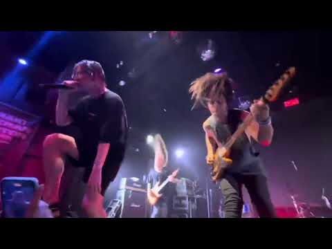 Видео: INVERTOR - Белое (Live @ PRAVDA, Moscow, 2024.08.09)