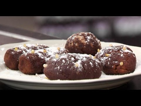 Видео: Пирожное «Картошка с кедровыми орешками» | Зощенко. Сладкие рассказы