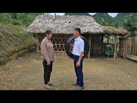Видео: Добрый инженер помогает матери-одиночке найти источник воды и установить трубопровод... Ли Тиу Нган