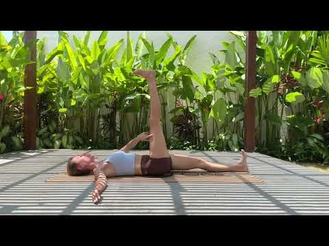 Видео: Подтянутый живот + здоровая спина