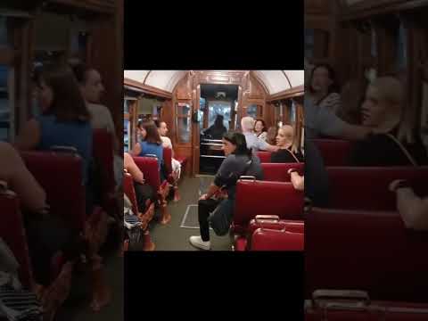 Видео: ШІ платять гроші, а він веде туристів до занепаду @ледачіпенсіонери-я9л 