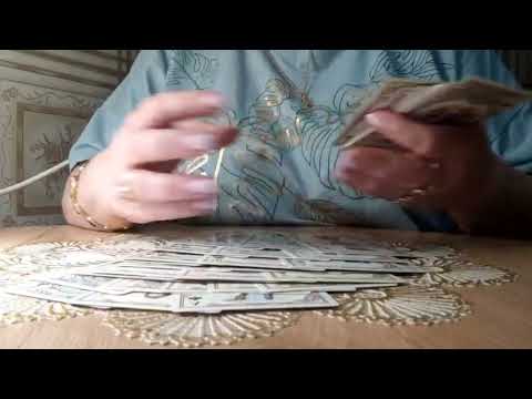 Видео: Интересно, на какие чувства способен Крестовый Король.