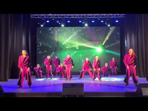 Видео: Танець "Toca Toca"