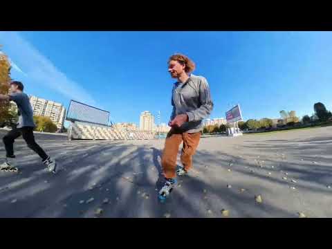 Видео: Дима на роликах. Второе занятие 