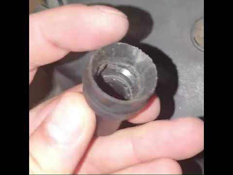Видео: Кіа ріо морга знак акумулятора при роботі на газу #ремонтавто #automobile #мотори #kia