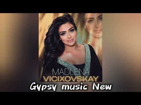 Видео: Мадлена Вичиховская - Старинные часы 2024 New   Cover