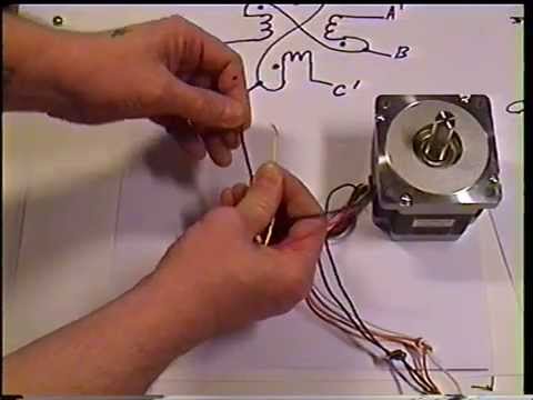 Видео: Как соединить обмотки шагового двигателя (последовательное подключение) - Stepper motor winding