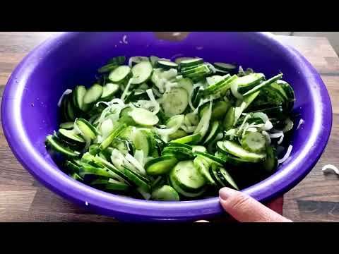 Видео: Салат з огірків з цибулею на зиму#БабусиніРецепти#салатзогірківназиму#огіркиназиму#огіркирецепт