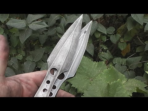 Видео: клеим ленты и два метательных ножа