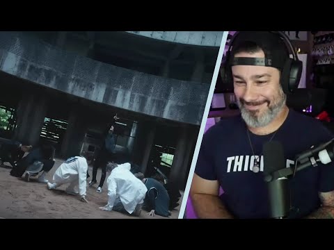 Видео: Реакция режиссера – Stray Kids – клип «Hellevator»
