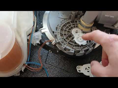 Видео: Bosch  Ошибка E15 Dishwasher Actuator Repair Ремонт актуатора посудомоечной машины Bosh
