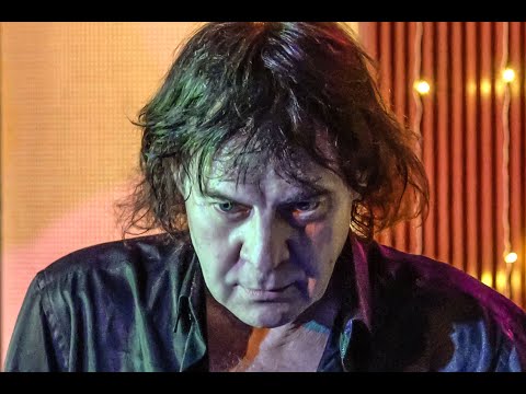 Видео: МЕЖДУ НАМИ ПУСТЫНЯ  (Вячеслав Добрынин - Михаил Рябинин, 1988 г.) Александр ДОБРЫНИН  (2024 г.)