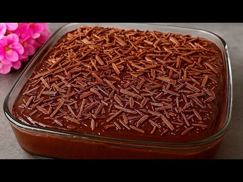 Видео: Все говорят об этом шоколадном торте! Недорогой, влажный и простой в приготовлении.