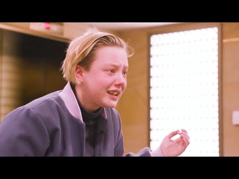 Видео: "крики-скандалы" - Настя Петрова/Бэлла Кузнецова
