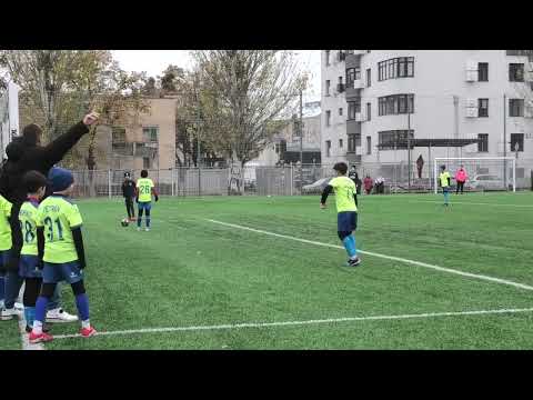 Видео: Металіст 1925-2 ( 2015) проти Металіст-3 (2015) Перший тайм.