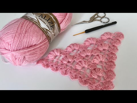 Видео: ДАЖЕ НОВИЧКИ МОГУТ ЭТО СДЕЛАТЬ 💕👌 Простые схемы вязания крючком треугольных шалей