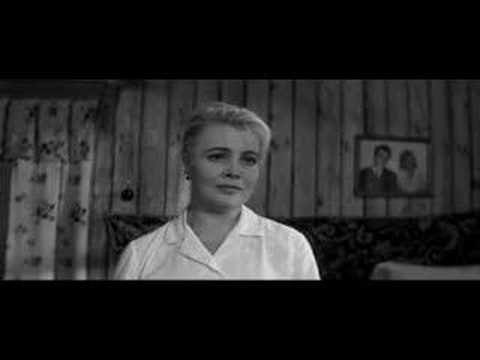 Видео: Три тополя на Плющихе