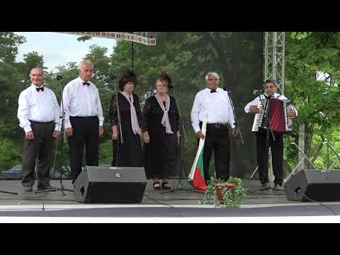 Видео: "Докато е младост", "Луди старини" и "Песен за България"