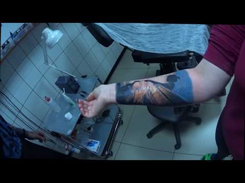 Видео: Снимаем плёнку Suprasorb-F! После пяти дней заживления тату!