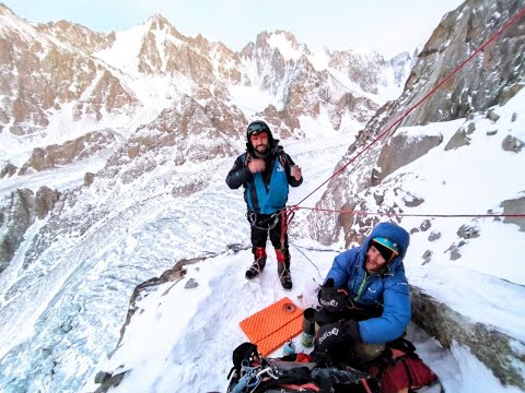 Видео: Первопрохождение неприступного траверса Аксайской подковы