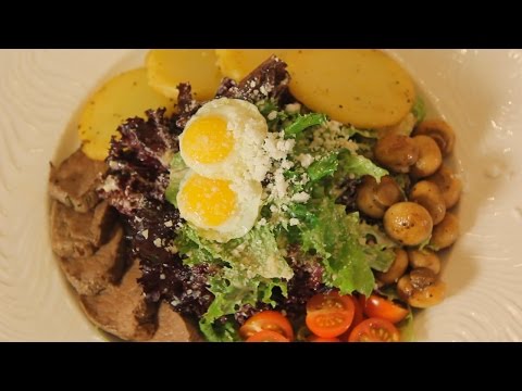 Видео: Тёплый салат с телятиной. Рецепт от шеф-повара.