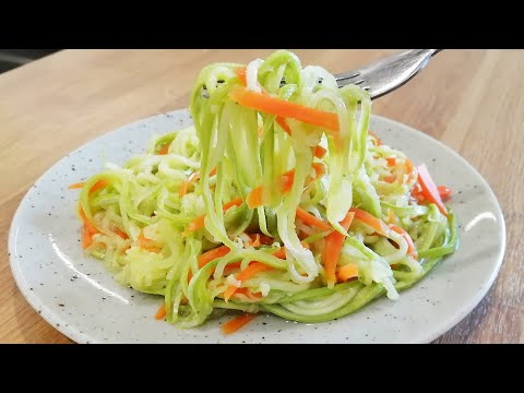 Видео: ЛАПША ИЗ КАБАЧКОВ с ароматным маслом – просто, вкусно и полезно!