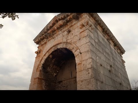 Видео: Уцелевшее Древнее Здание. Себастэ | s04e06