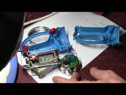 Видео: Бессмысленный ремонт фонарика,только переделка