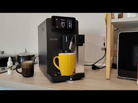 Видео: Первое знакомство с кофемашиной Tuvio TCM23AA