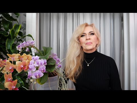 Видео: Что забирает листья орхидей | Когда можно и нужно резать орхидеи | Для чего выращиваем Цели разные