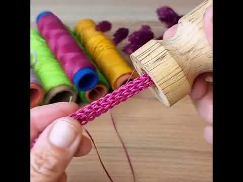 Видео: Как сделать косу-катушку?