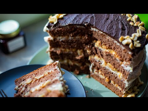 Видео: Шоколадный Ореховый торт, Торт Сникерс, Торт с карамелью и орехами, Простой рецепт Торта❤️