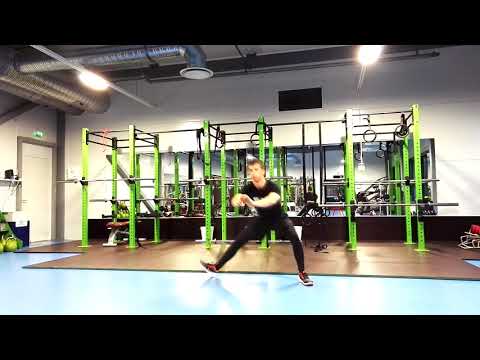 Видео: ПОДВИЖНОСТЬ БЕДРА. УПРАЖНЕНИЕ ТРЕТЬЕ – «КАЗАЧОК» - БОКОВЫЕ ПЕРЕКАТЫ.